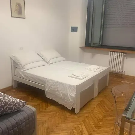 B&B Apartaments Milano Bocconi-3