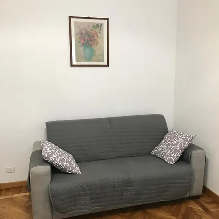 B&B Apartaments Milano Bocconi-3