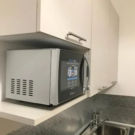 B&B Apartaments Milano Bocconi-3